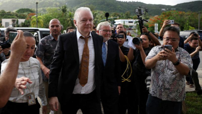 Julian Assange fue liberado luego de cinco años de aislamiento