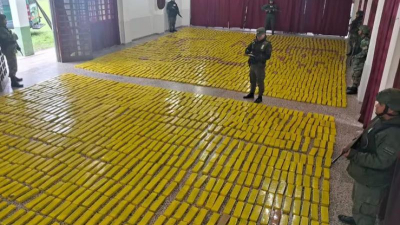 Hallaron más de dos toneladas de marihuana en un control vial