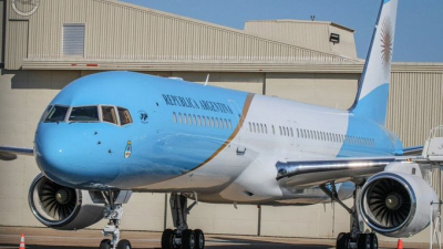 Javier Milei seguirá viajando al exterior en aviones privados