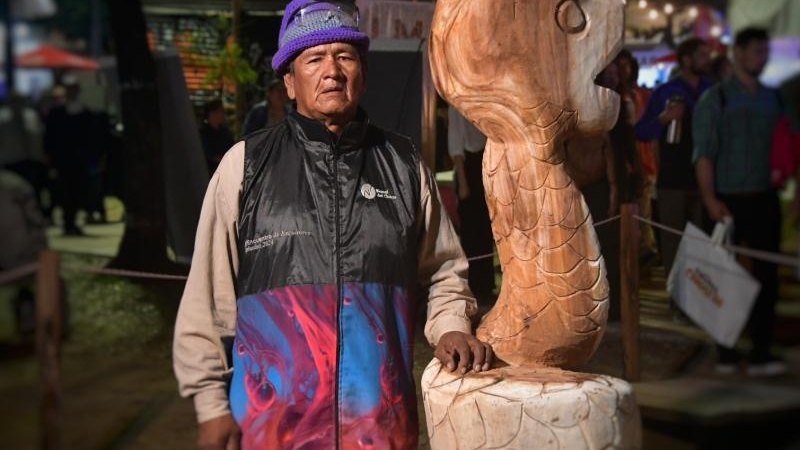 Gerardo Aranda, el artista de Miraflores que representa a la etnia Qom