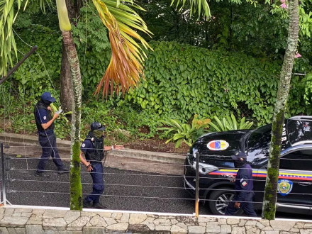 embajada3.jpg