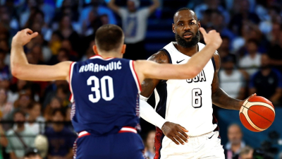 USA perdía por 17 puntos ante Serbia, lo remontó con 9 triples de Curry y jugará la final