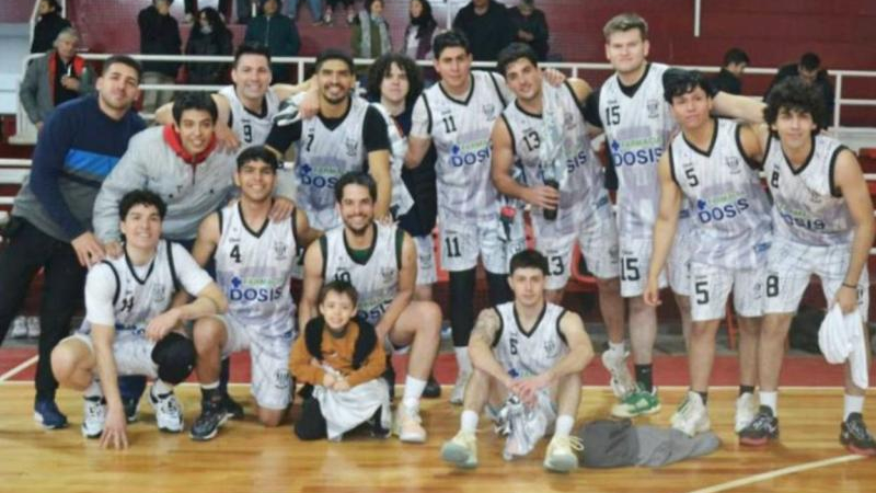 Tercera al hilo de Hindú y Alvear para mantenerse en lo más alto