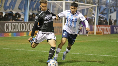 Gracias a Enriquez y Canuto, For Ever ganó "una final" ante Atlético Rafaela