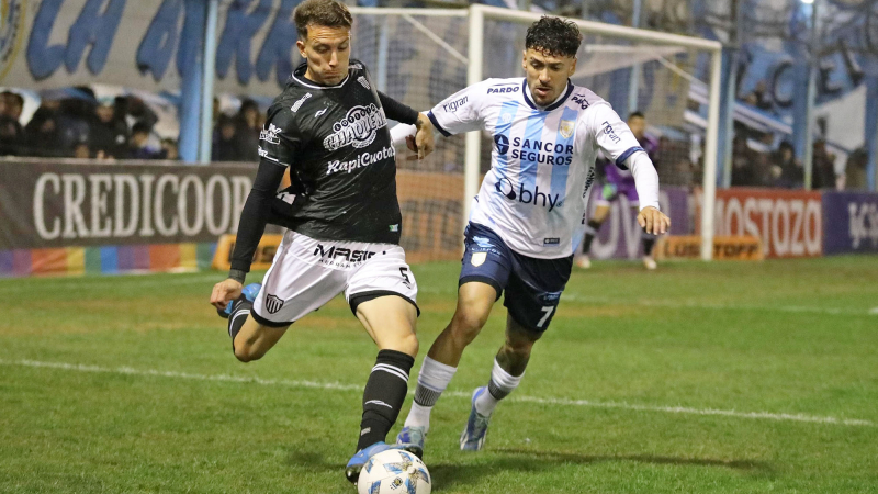 Gracias a Enriquez y Canuto, For Ever ganó "una final" ante Atlético Rafaela