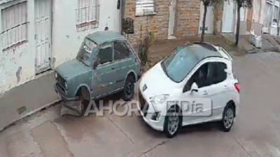 Un conductor alcoholizado chocó y "llevó" en el capot a un agente de tránsito varias cuadras