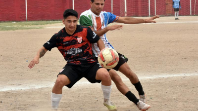 For Ever venció al campeón, Regional goleó a Municipal y Deportivo Itatí celebró en Puerto Tirol