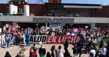 paro-en-el-garrahan.jpg