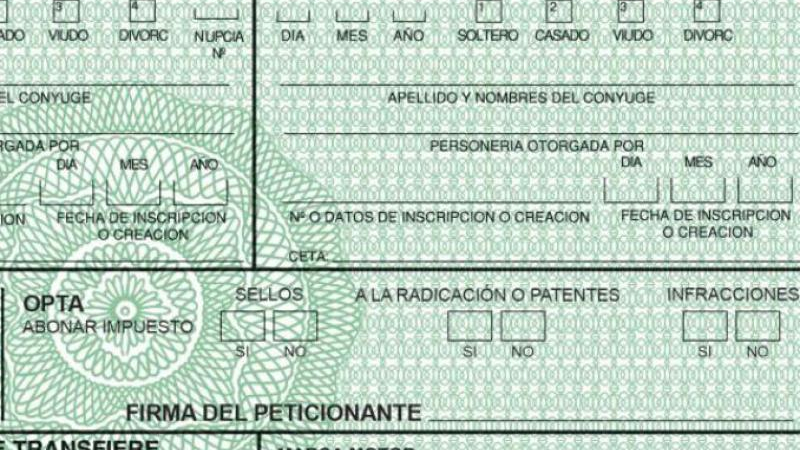 Los automotores ya se pueden transferir aunque tengan deudas por multas o tributos