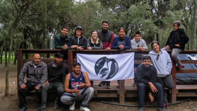 Jóvenes moqoit ofrecen la última visita guiada del año a Campo del Cielo