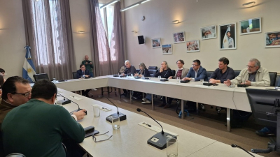 El Gobierno les ofreció un aumento a los gremios docentes, pero Milei insistirá con el veto a la ley de financiamiento