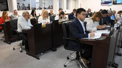 Crédito energético en un tire y afloje entre concesiones para acordar la aprobación