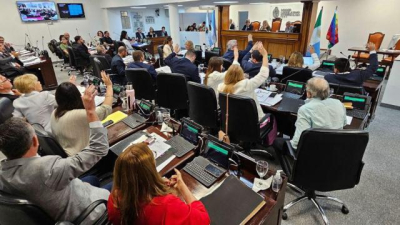 El día "C": el gobierno juega fuerte para que el crédito se apruebe