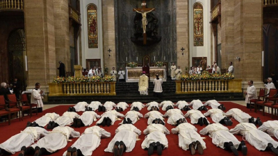 Acusan al Opus Dei por tráfico de personas
