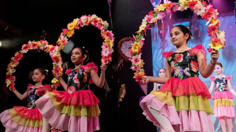 Ballet y Jazz Estudio LMD presenta un espectáculo de danza imperdible en la temporada de danza de Atacch