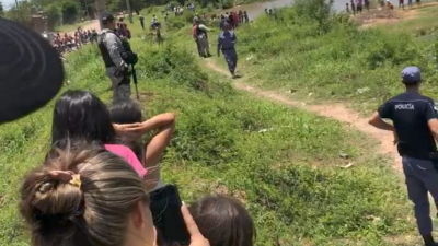 Cadáver de un hombre flota en la represa del barrio Tiro Federal
