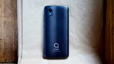 alcatel1.jpg