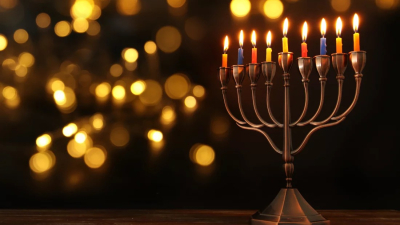 Hanukkah: qué significa esta celebración y por qué coincide con Navidad en 2024