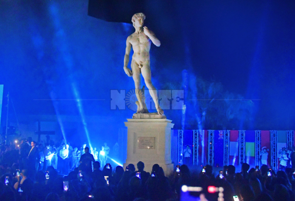 <p>El David. Inauguración oficial en el Bienal Internacional de Escultura.</p>
