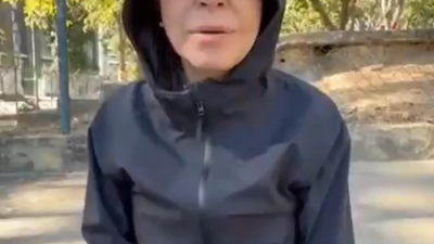 "Se me cayó mi cartera": en extraño video, Corina Machado dice encontrarse bien