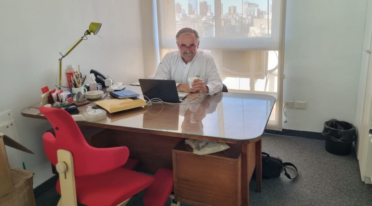 Claudio Cabral es médico veterinario y director técnico para Latinoamérica de Silvatean, que es una empresa italiana especializada desde hace décadas en extractos vegetales.jpg