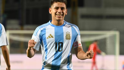 Con un "endiablado" Echeverri, Argentina lo bailó 6-0 a Brasil en el inicio del Sudamericano