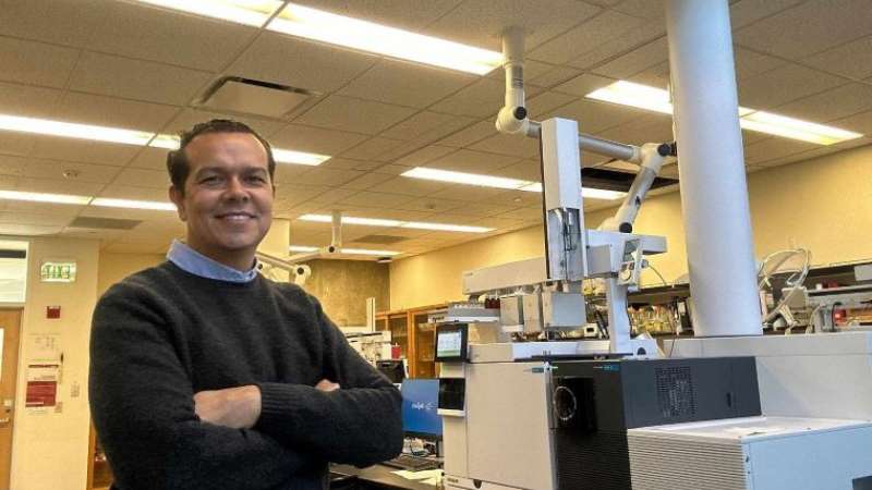 Bioquímico de la UNNE se destaca en un laboratorio de Estados Unidos