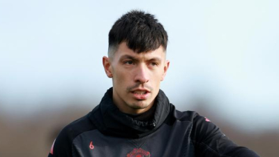 La peor noticia para la Scaloneta: Lisandro Martínez, varios meses sin jugar