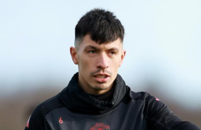 La peor noticia para la Scaloneta: Lisandro Martínez, varios meses sin jugar