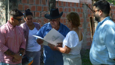 Vecino del Carpincho Macho recibió su ansiado título de propiedad