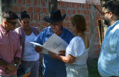 Vecino del Carpincho Macho recibió su ansiado título de propiedad