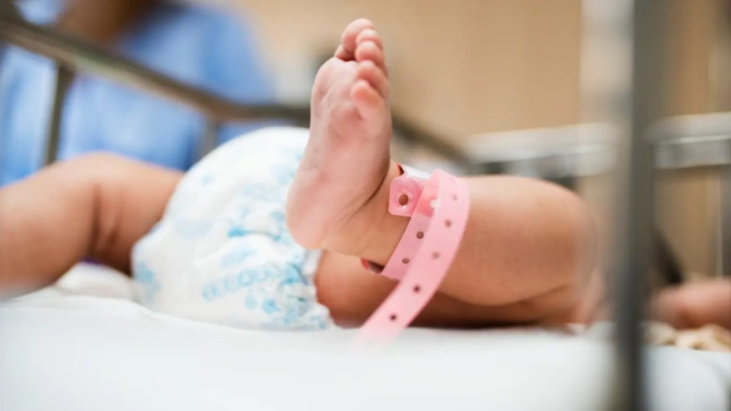 En 2023 nació un 40% menos de niños que hace una década