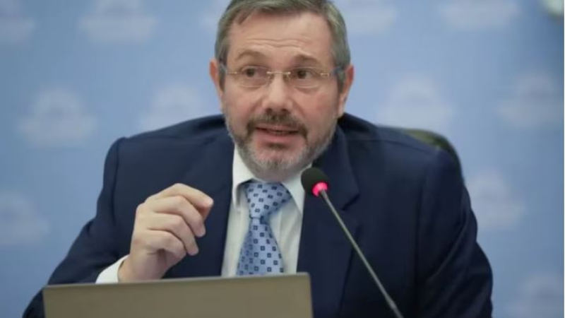 Milei echó al titular de la Anses luego de que anunciara un proyecto para cambiar la edad jubilatoria