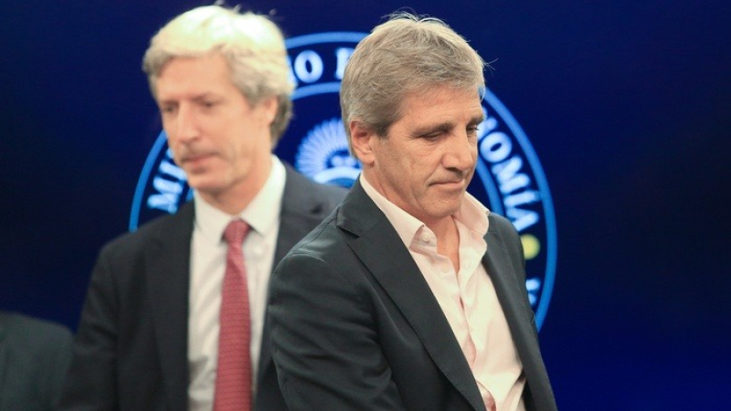 Alertan que el BCRA salió a quemar más reservas para frenar al dólar MEP