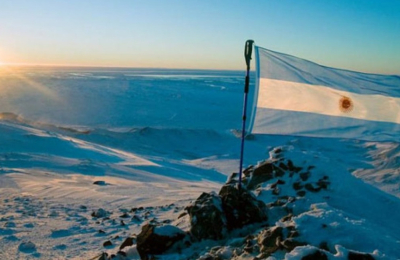 Antártida Argentina, nuestro lejano amor