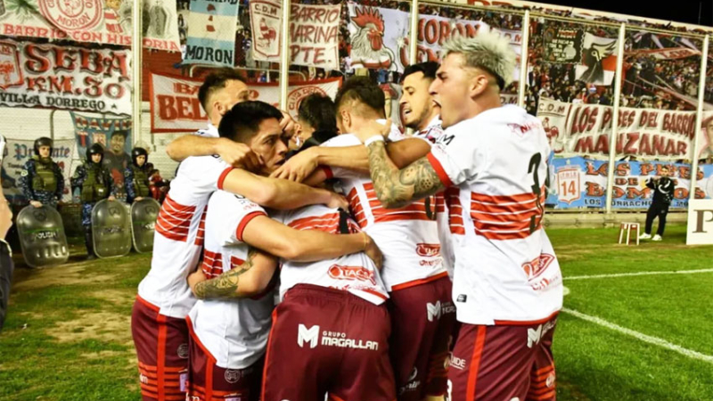 Es figura del Deportivo Morón y podría recalar en el fútbol brasileño