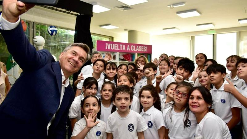El gobernador concretó anuncios importantes para la educación