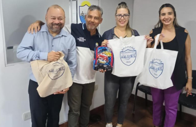 Entregaron útiles escolares para 
hijos de afiliados a la Aguel