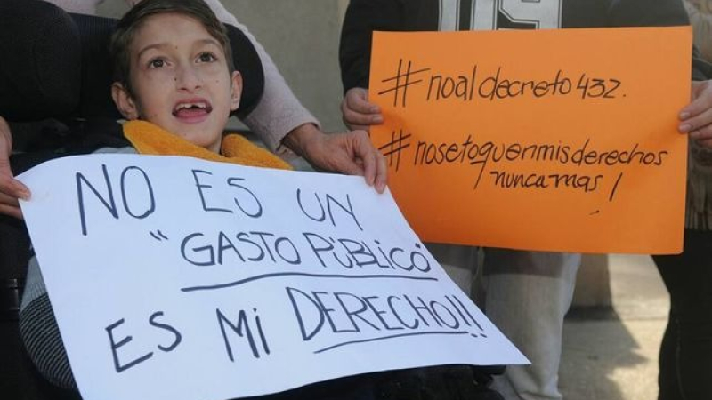 Otro golpe del gobierno a las personas con discapacidad