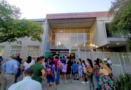 escuela99.jpg