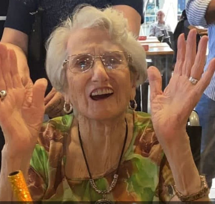 Sara Garay de Buffone.jpg