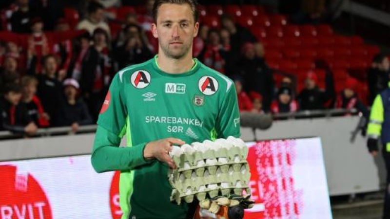 El club que formó a Haaland premió a la figura de la cancha con cuatro maples de huevos