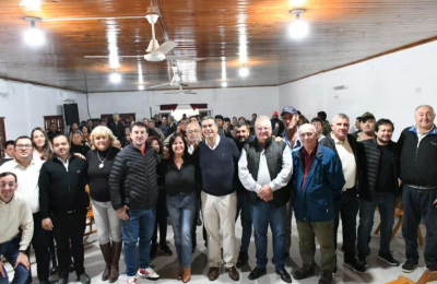 Capitanich llevó a Tres Isletas sus propuestas