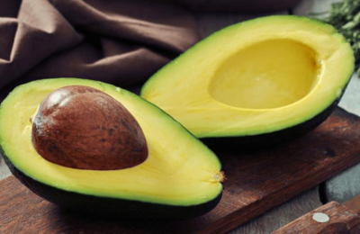 Cómo guardar en la heladera la palta cortada y lograr que no se arruine
