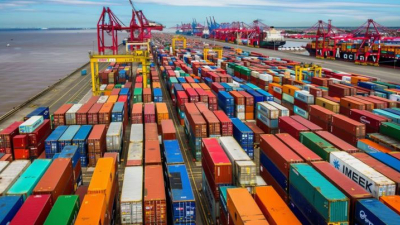 Caputo anunció la eliminación de las retenciones a exportaciones industriales