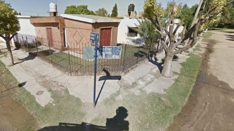 Le cortó la oreja a un vecino con un machete porque estacionó mal