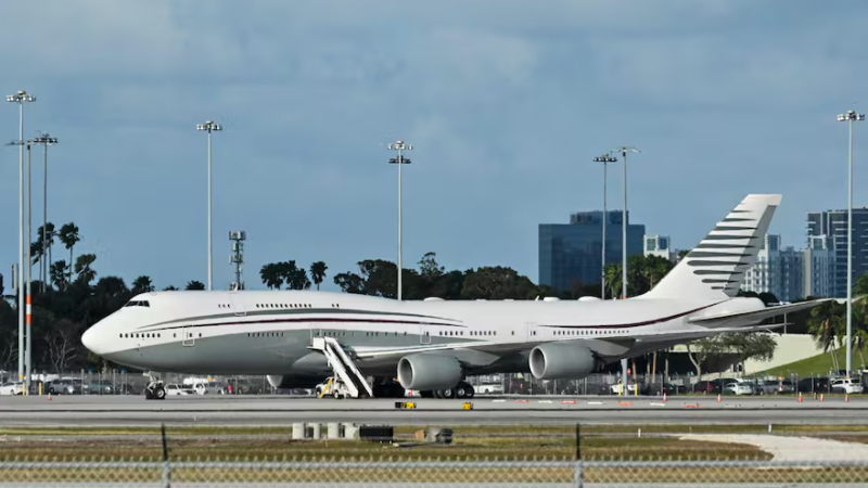 Así es el Boeing 747 de lujo que Trump aceptará de la familia real de Qatar