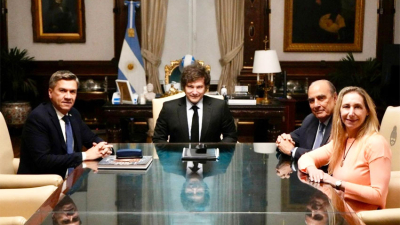 Milei recibió a Zdero en la Casa Rosada