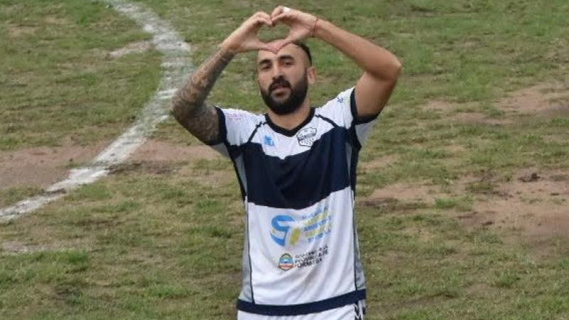 Sarmiento suma un centrodelantero: llega el mendocino Hernán González