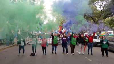 Ni Una Menos: marcha en Resistencia con duras consignas y preocupación por el accionar policial